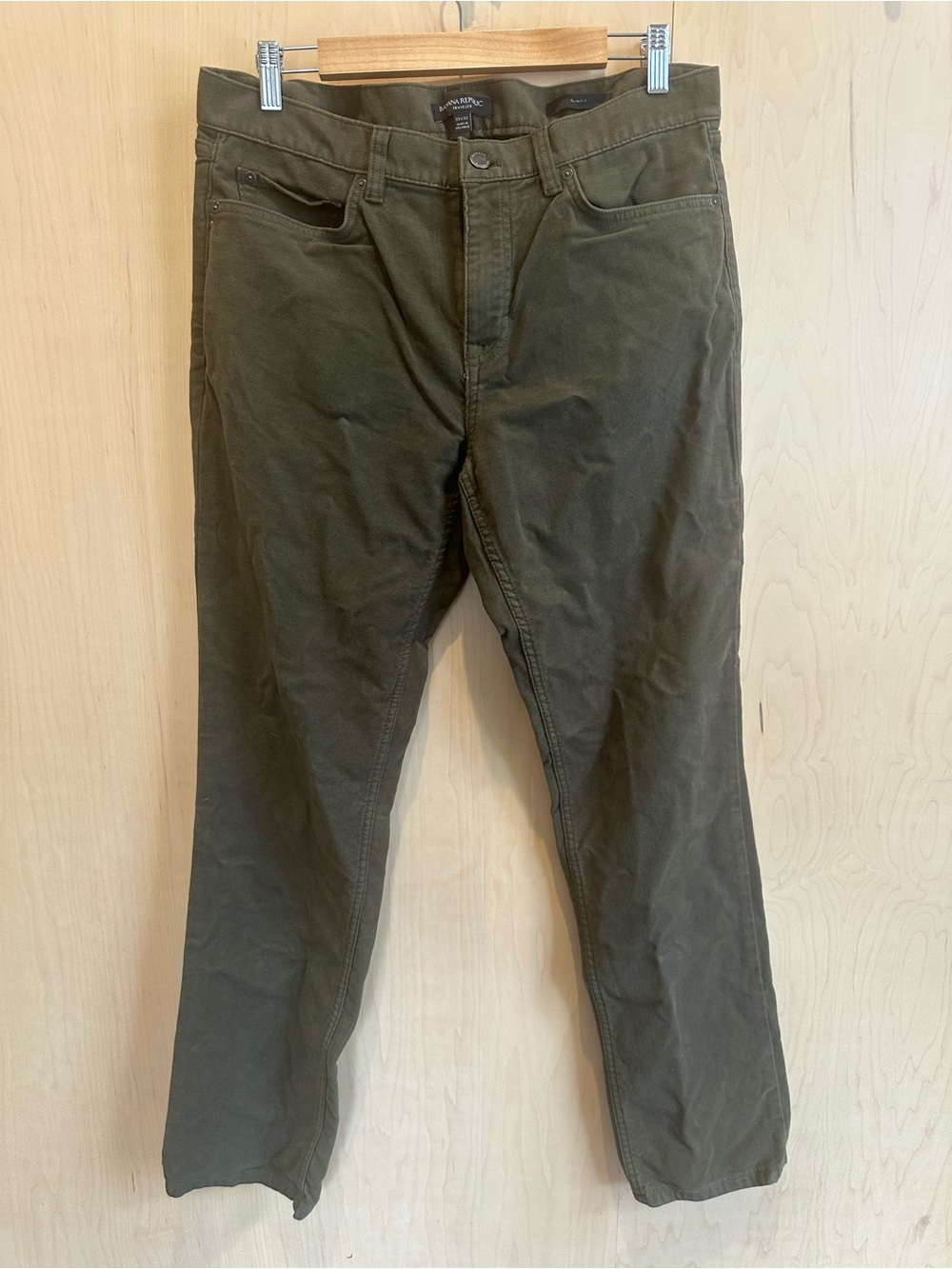Banana Republic Olive Green Men's Brushed Traveler Pant